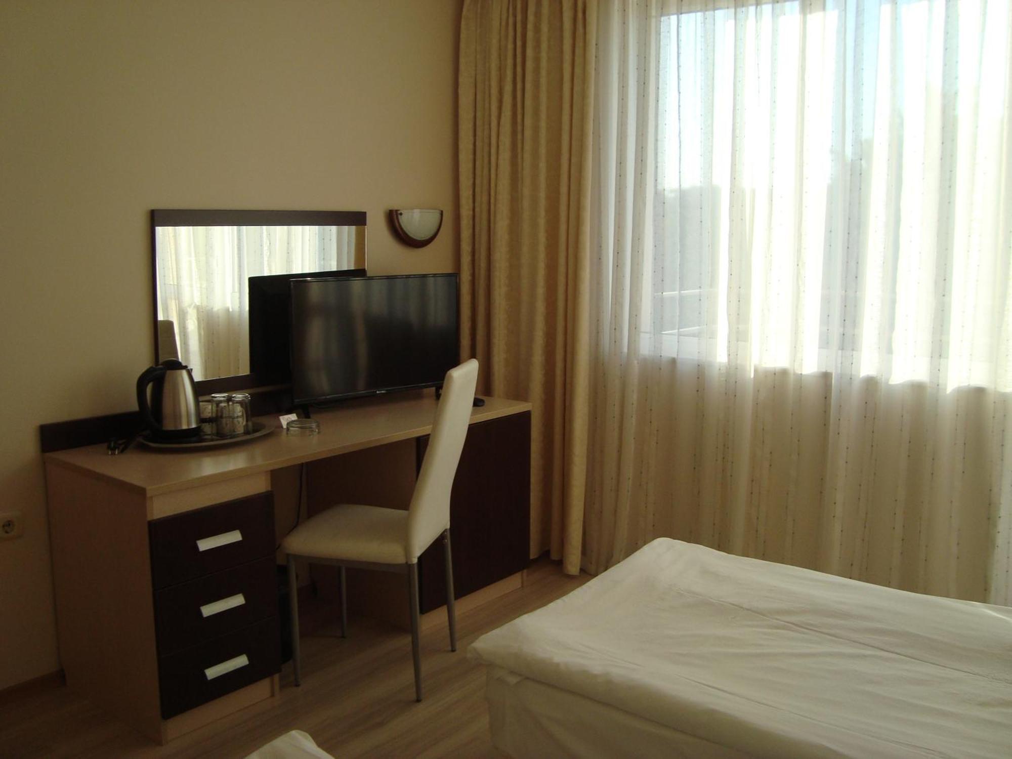 Hotel Astra 2*
